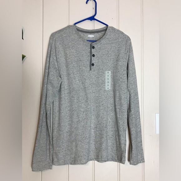 Old Navy LS 3 Button Pullover Shirt NWT
Soft Washed Material 
Size Small 34 - 36 - Picture 5 of 14